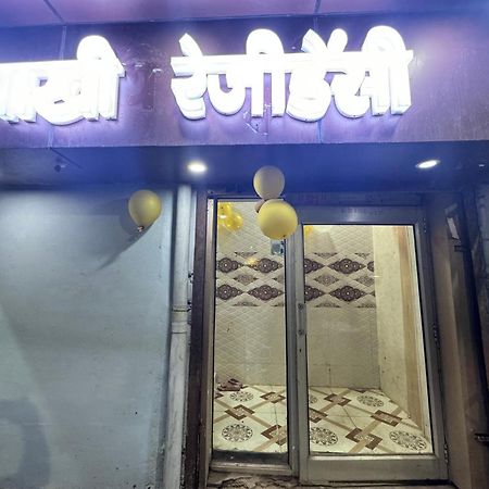 Pakhi Residency Hotel Vrindavan Bagian luar foto